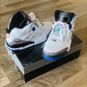 Jordan Spizike White